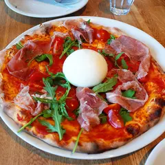 GOOD CHEESE GOOD PIZZA
