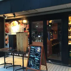 燻製＆チーズDining MOCMOC
