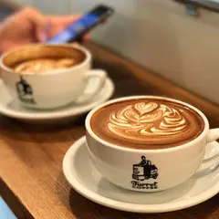 Turret Coffee （ターレットコーヒー）