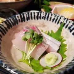 土山人はなれ
