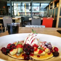 common cafe 新宿歌舞伎町店