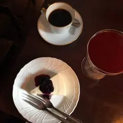 カフェ ベルエキップ