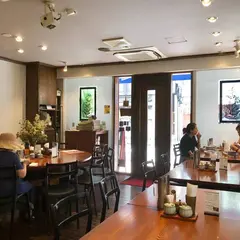 メナムのほとり