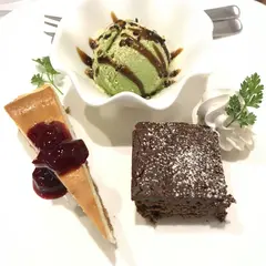 Mogu‐Mogu Cafe