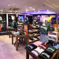 ムラサキスポーツ 原宿明治通り店