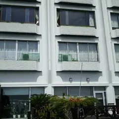 鴨川ユニバースホテル