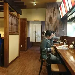 レストラン とんふみ