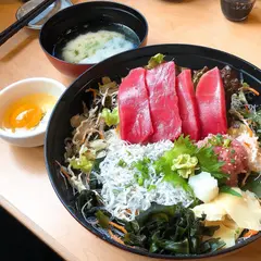 しらす問屋 とびっちょ 本店