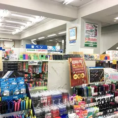 世界堂 新宿本店