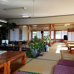 ドライブイン潮騒