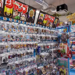らしんばん池袋本店5号館（B1F キャラグッズ専門）