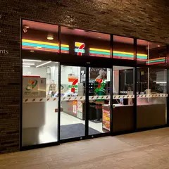 セブン-イレブン なんばスカイオ店 10F