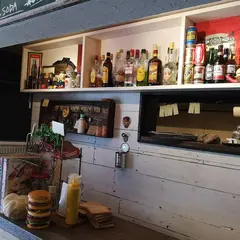 FLEDGED BURGER(フレッジドバーガー)