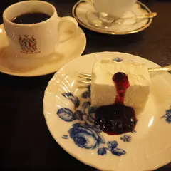 フランソア喫茶室 （Salon de the FRANCOIS） 
