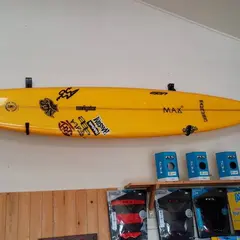 WREATHS SURF
