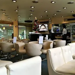 カトレア