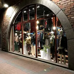 森 | USEDを拡張する進化型古着屋