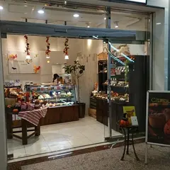 パティスリー雪乃下 ランドマークプラザ店