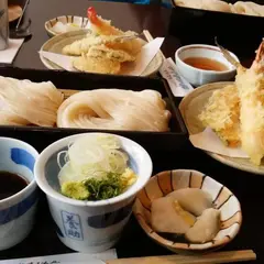 佐藤養助 漆蔵資料館