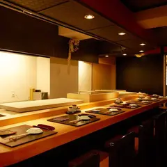 銀座 鮨 酒井