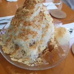 フラウアツコかやしな 天神本店