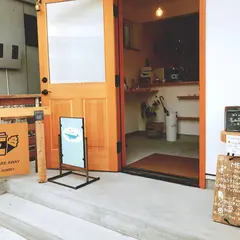 カフェ くじらぐも