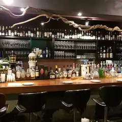ビストロ・キャトルズ