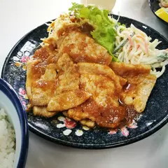 シイナ食堂