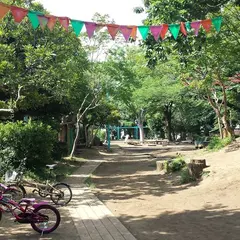 渋谷はるのおがわプレーパーク