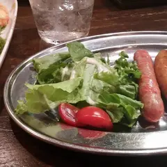 真心 TEPPAN イザカ屋のビッケ