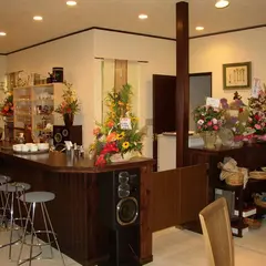 カフェレストラン木かげ