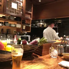 韓国酒肴　先斗町　李南河 （リナンハ）