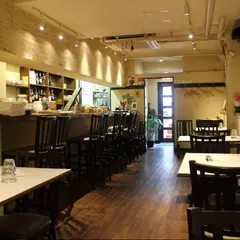 ラ プティ セヌ