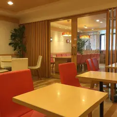 志津屋 京阪三条店