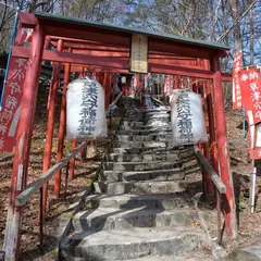 草津穴守稲荷神社