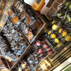ロートンヌ 秋津本店