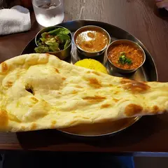 タンドールとインドカリー 新宿ボンベイ