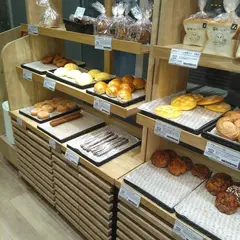 箱根ベーカリー 国分寺店