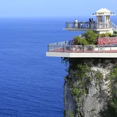  Lover’s Cape（恋人岬）