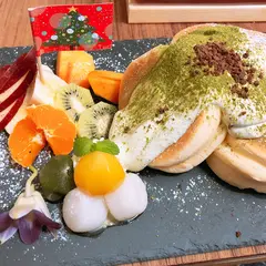 ひめcafe あかいベンチ