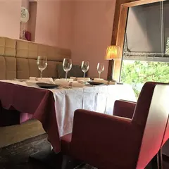 メゾン・ド・スリジェ 【Maison de Cerisier】
