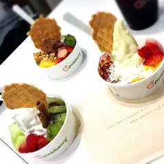 pink berry　ららぽーとEXPOCITY店