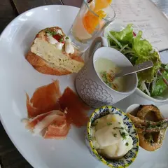 cafe NEUTRAL