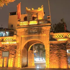東河門