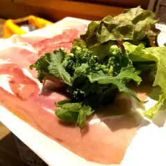 タンサンバル ポゴ