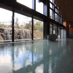 宗像王丸・天然温泉 やまつばさ