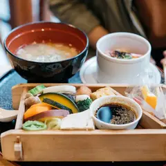 遊食豚彩 いちにぃさん 天文館店