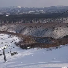 モヤヒルズ