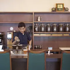 カフェ・コンディトライ ワイー