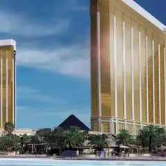 Mandalay Bay Resort & Casino（マンダレイベイ）
